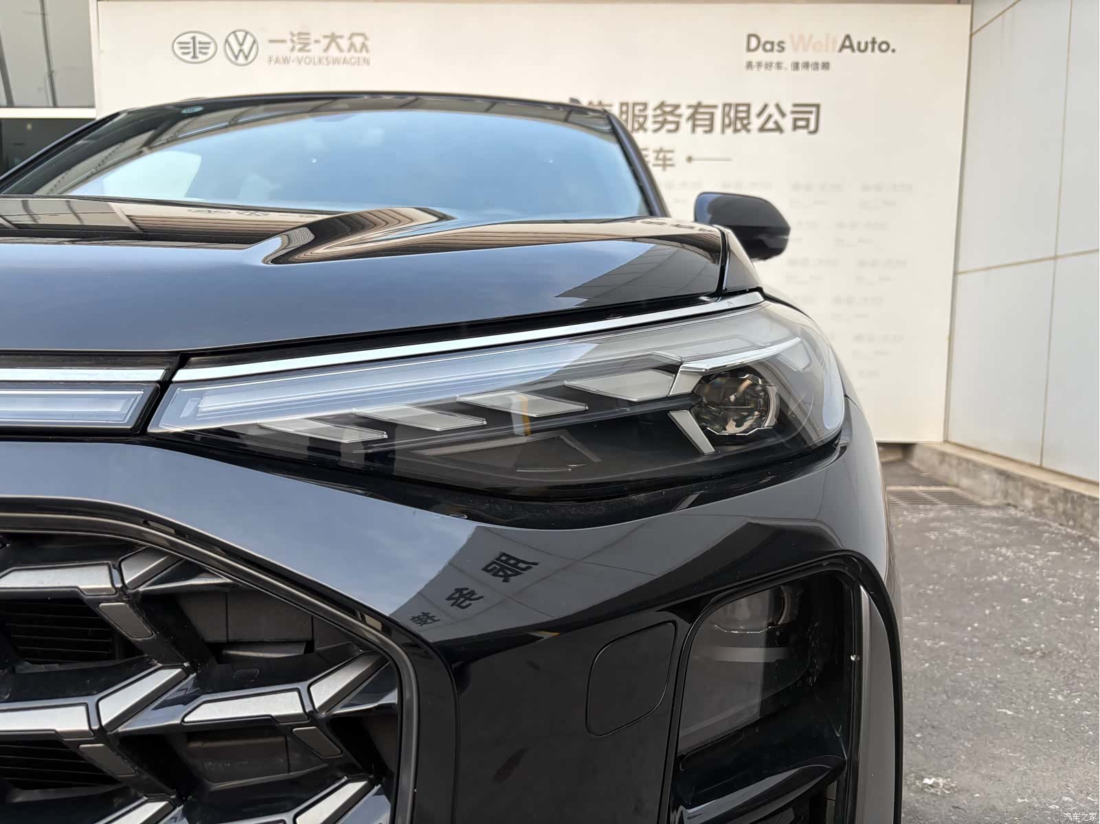 Audi Q6, 2025 3