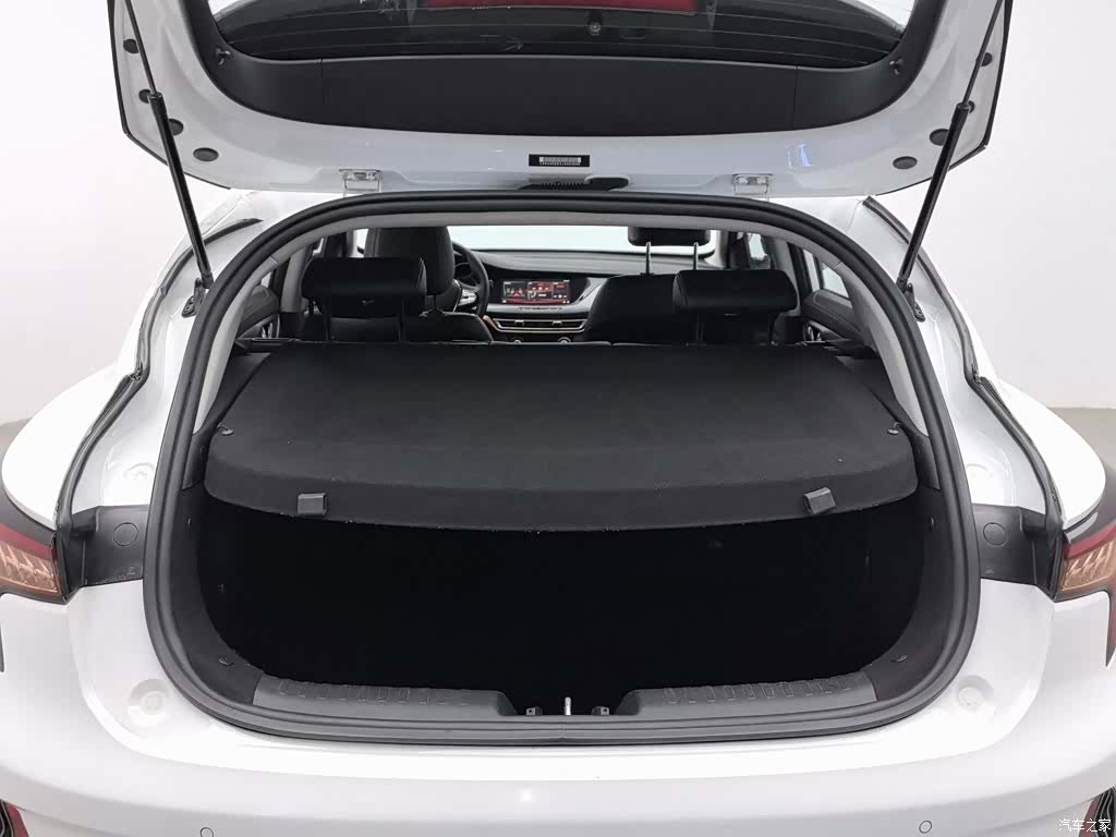 Changan Eado, 2019 16