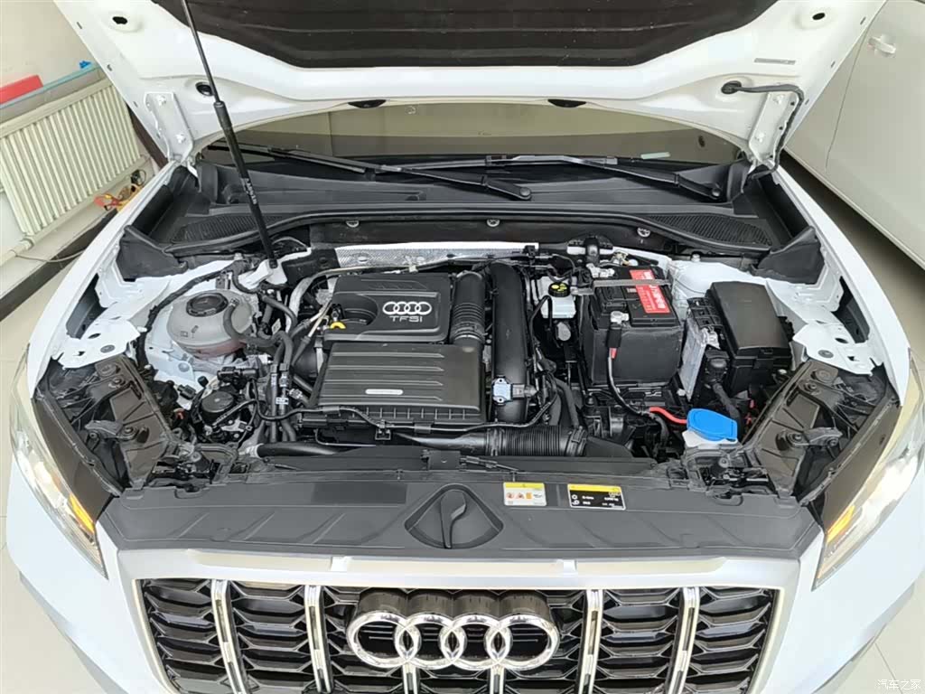 Audi Q2L, 2023 20