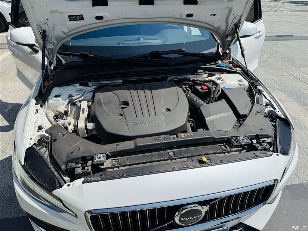 Volvo S60, 2023 8