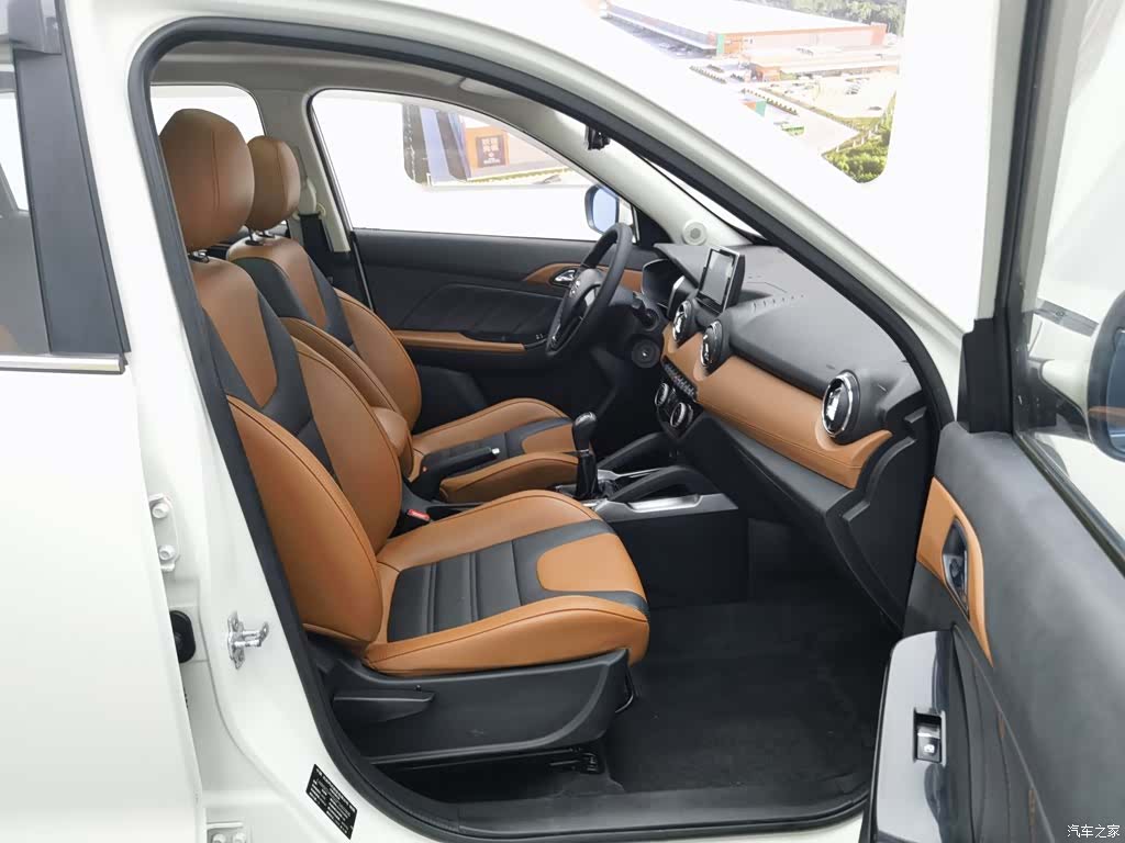 BAIC X35, 2017 23