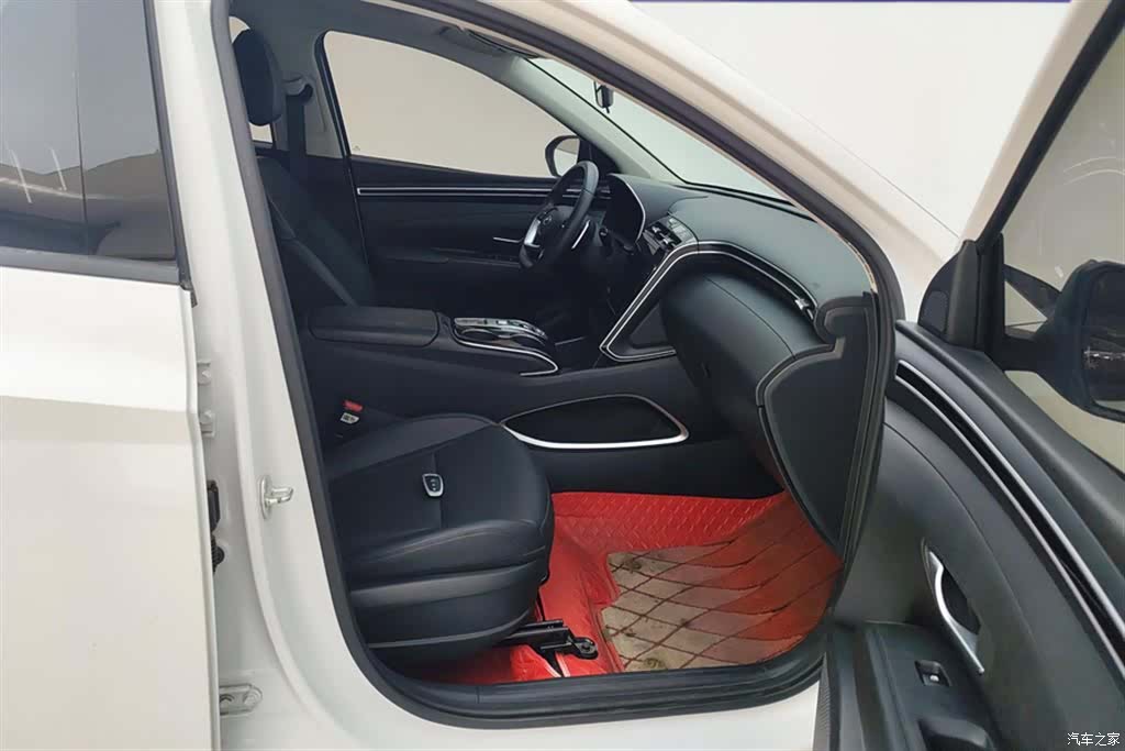 Hyundai Tucson L, 2024 8