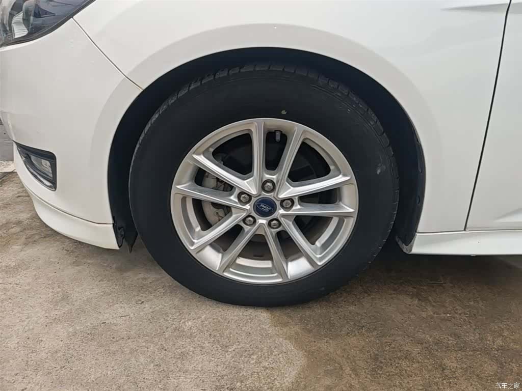 Ford Focus, 2016 23