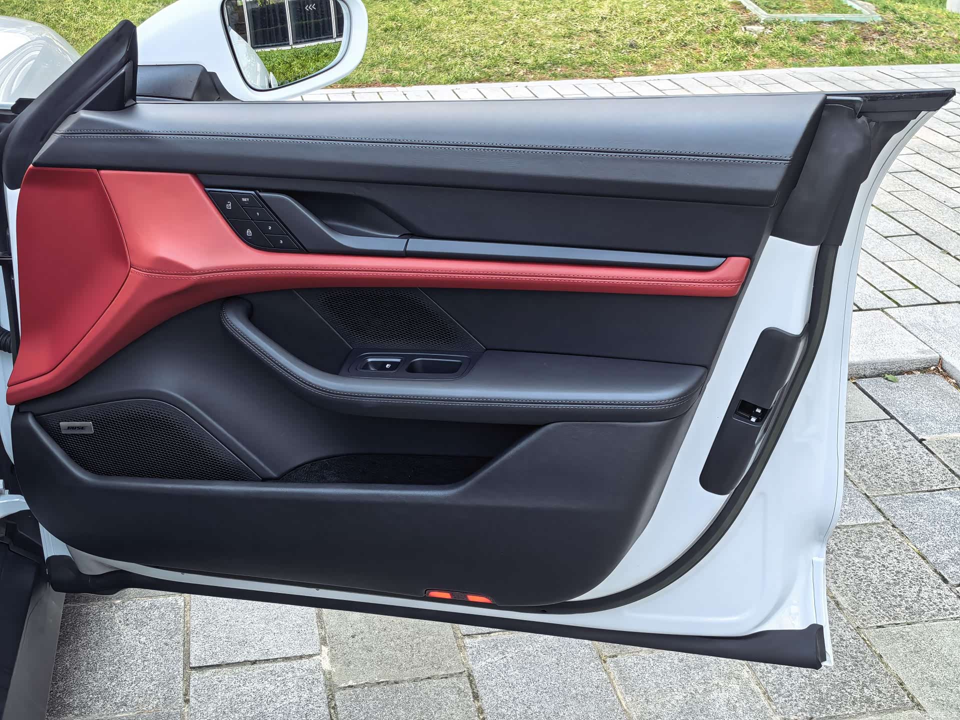 Porsche Taycan, 2023 46