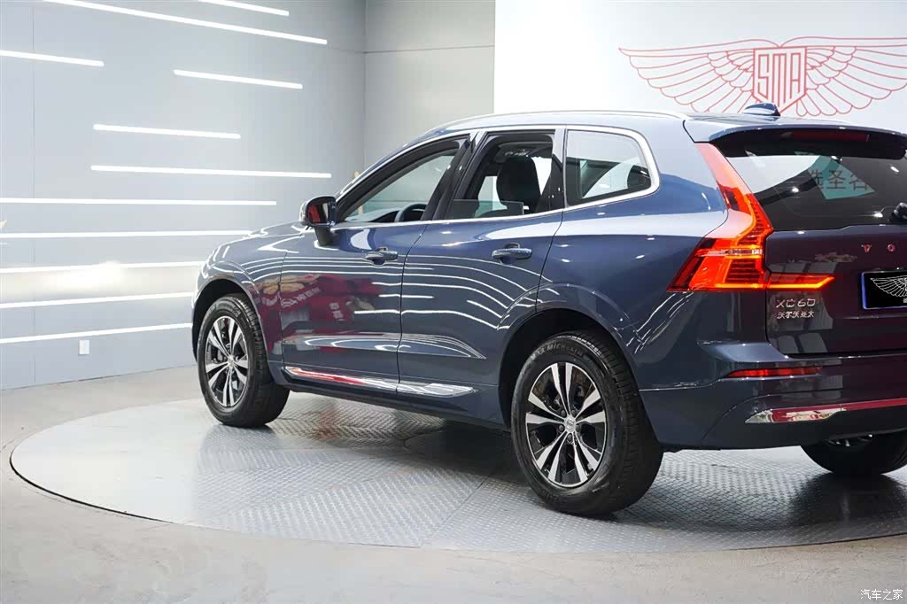 Volvo XC60, 2024 все фото