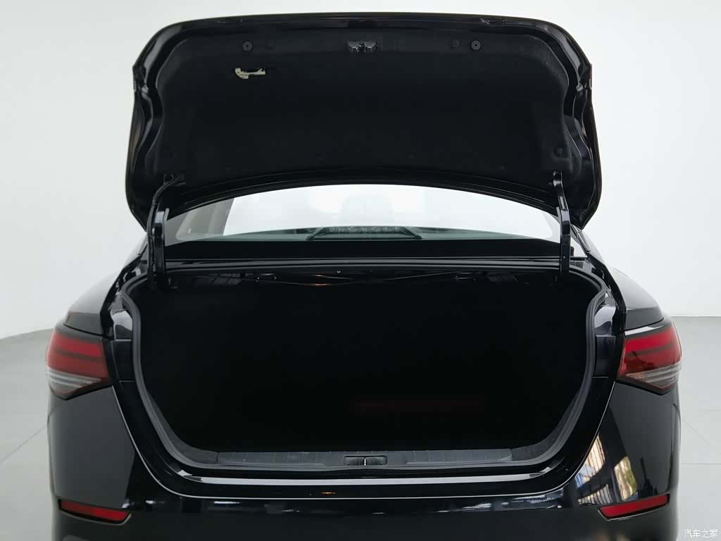 Nissan Sylphy, 2021 16