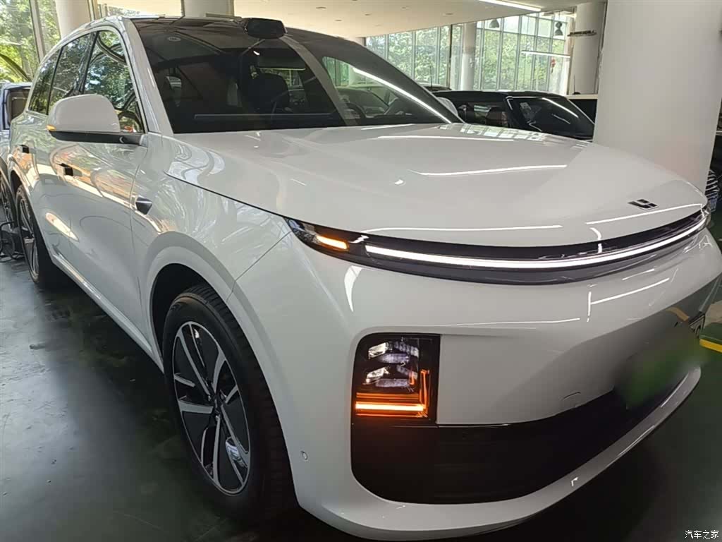 Li Auto L6, 2025 4