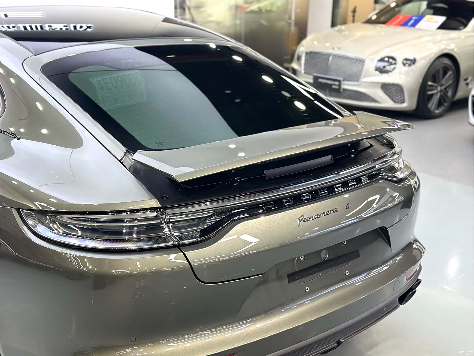 Porsche Panamera, 2023 13