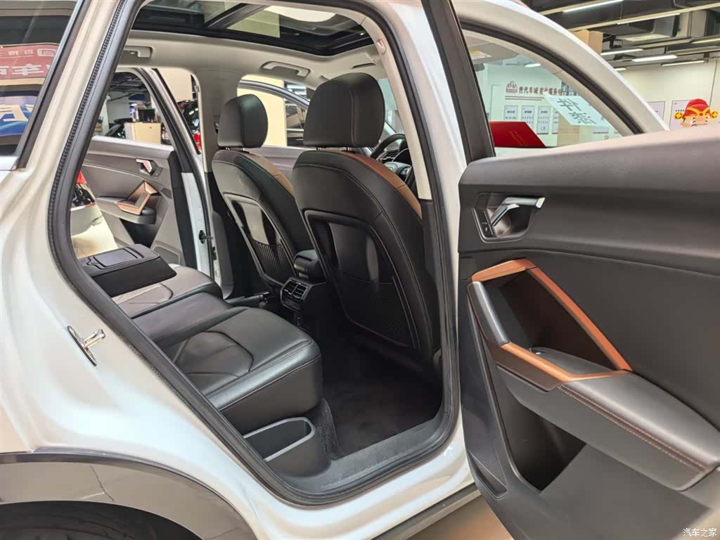 Audi Q3, 2020 8