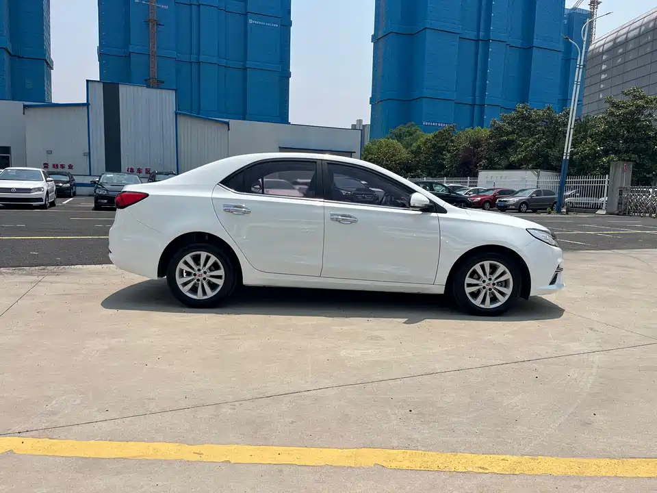 Roewe 360