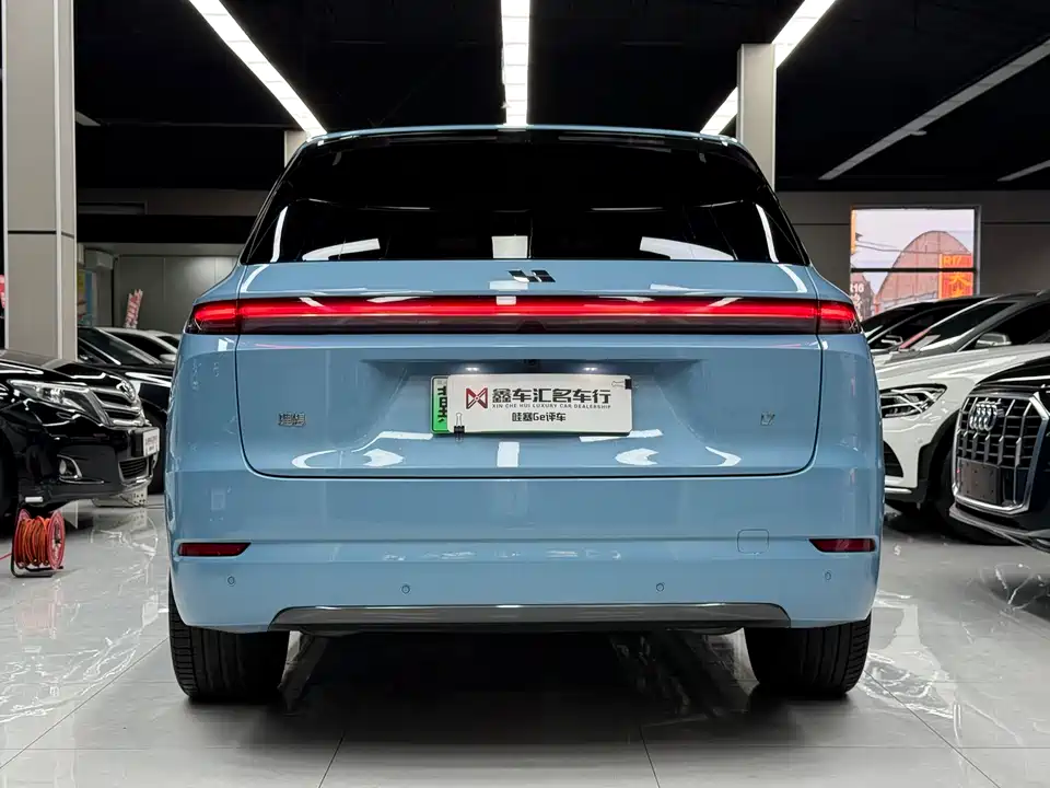 Li Auto Ideal L7