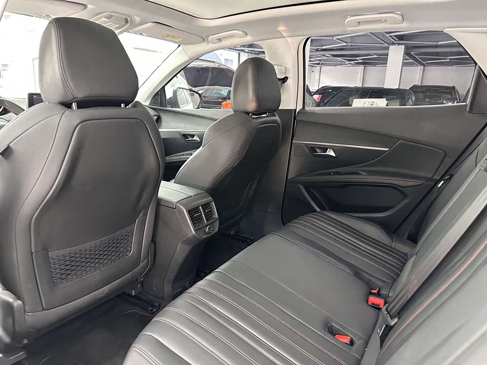 Peugeot 4008 Peugeot 4008
