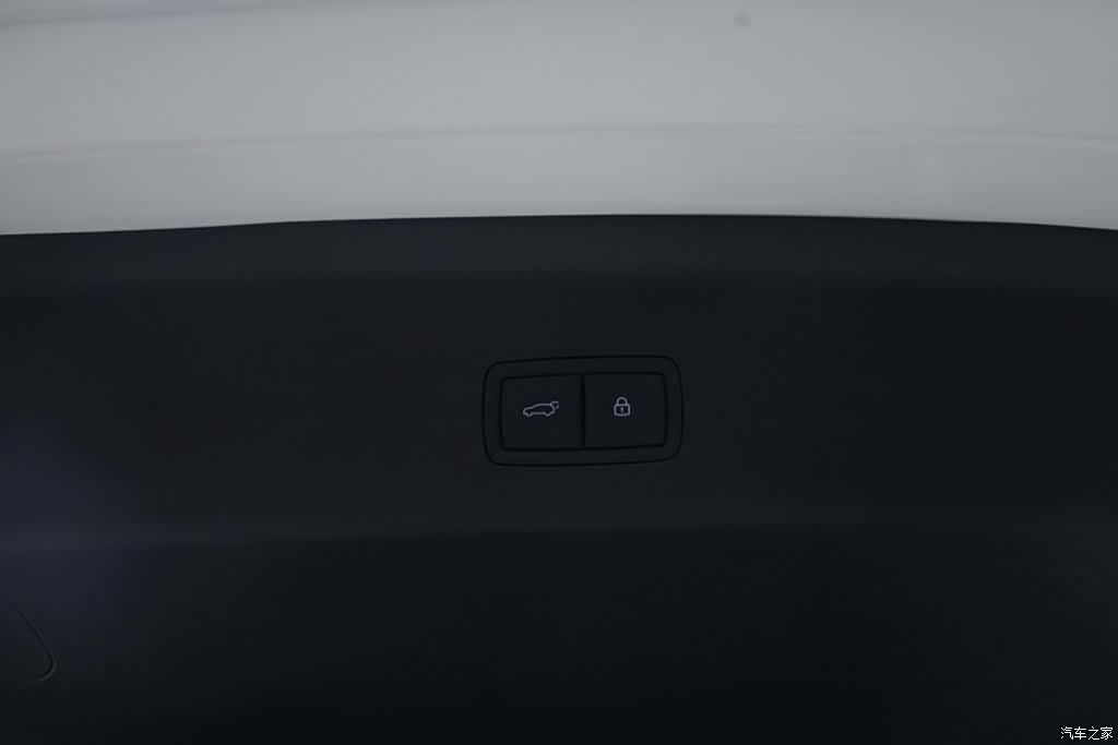 Li Auto i8, 2026 10
