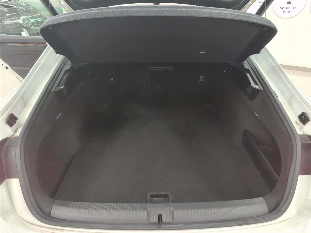 Volkswagen CC, 2024 21
