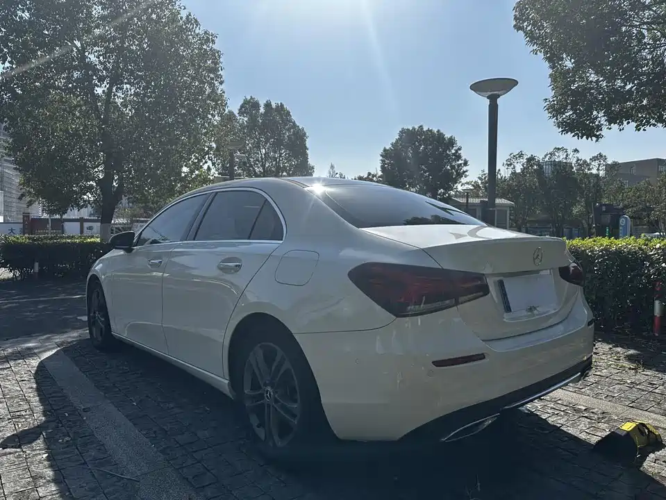 Mercedes-Benz Class A Mercedes-Benz Class A