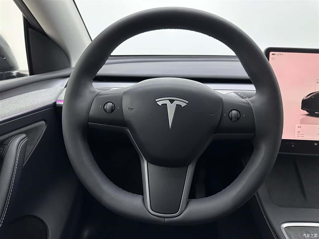 Tesla Model Y, 2024 10
