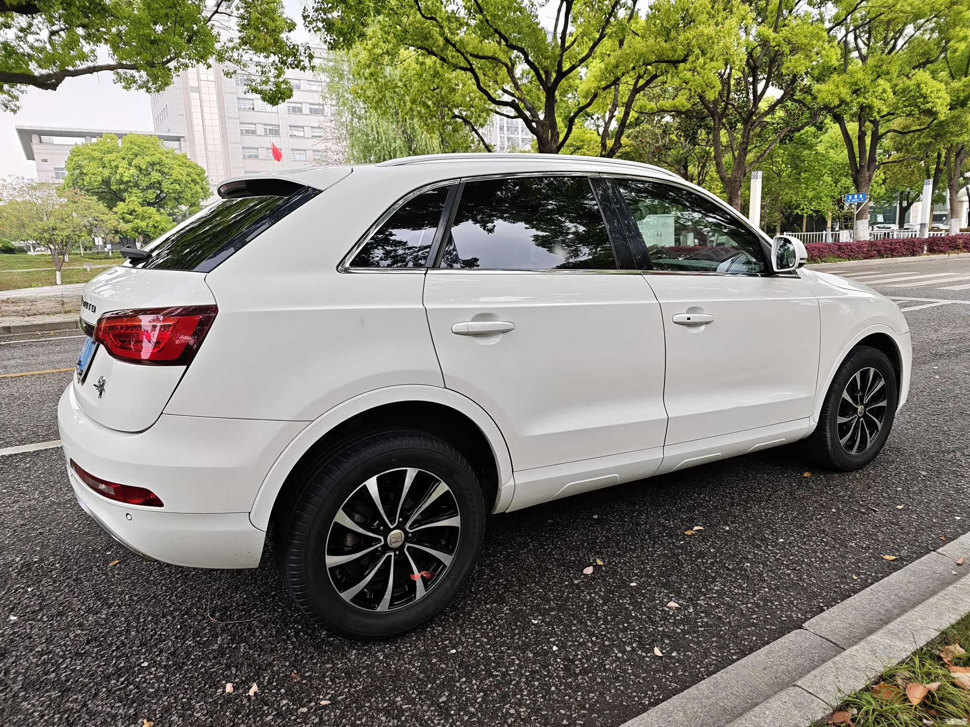 Zotye SR7, 2016 все фото