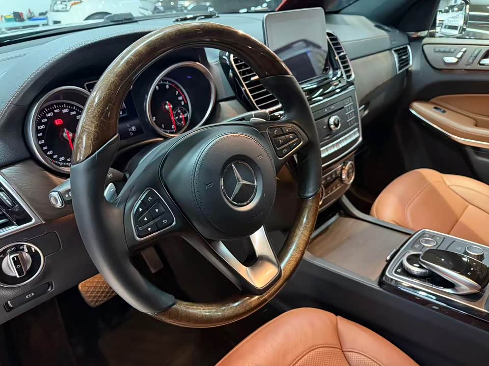 Mercedes-Benz GLS