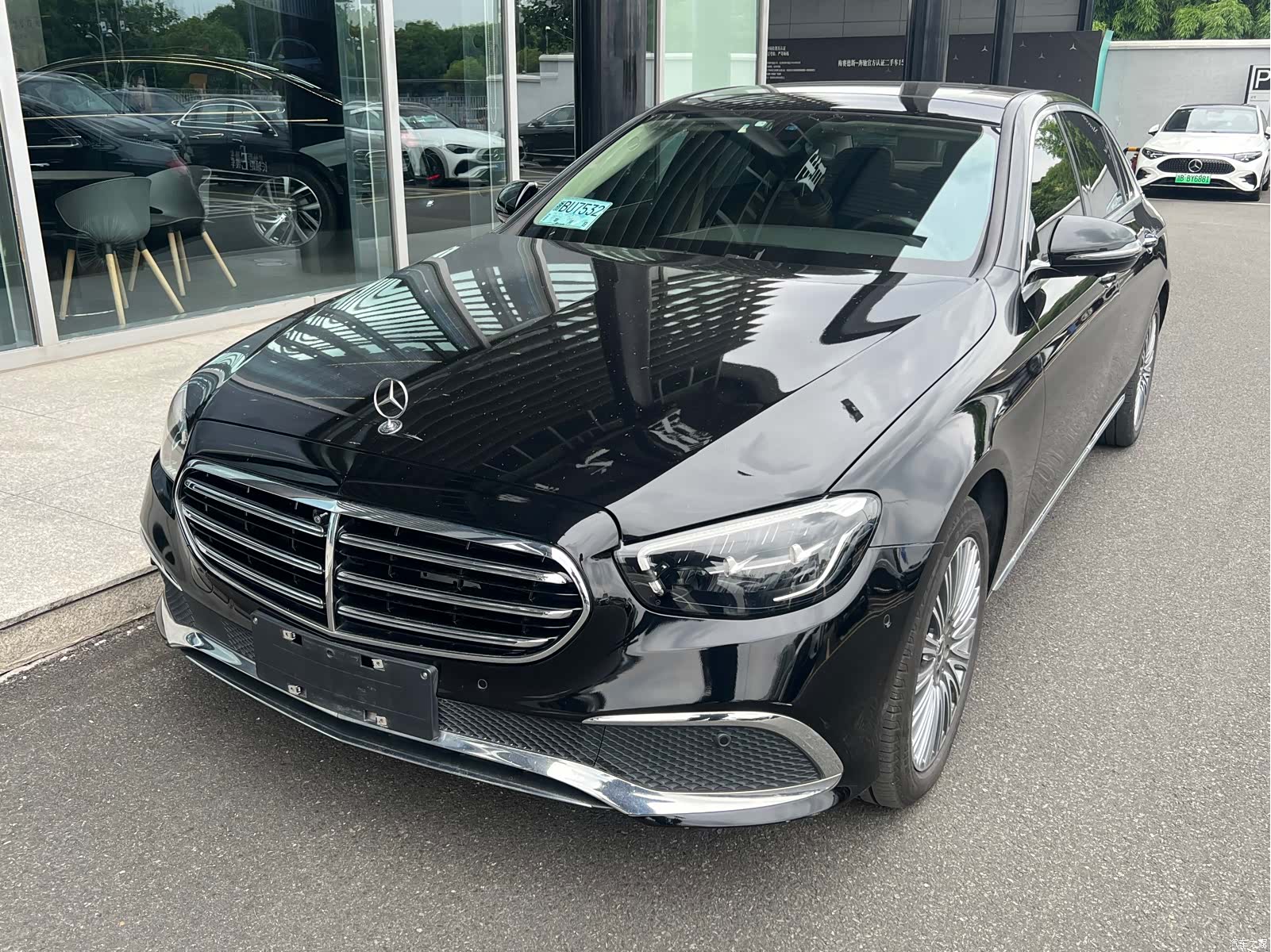 Mercedes-Benz E-Class, 2022 1