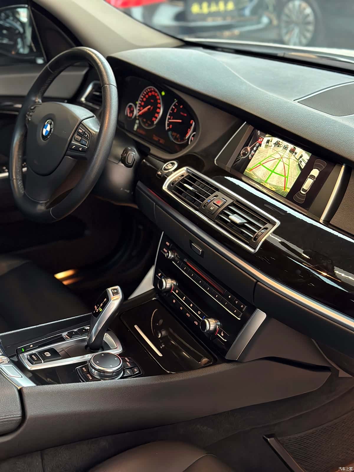BMW 5 Series, 2016 12