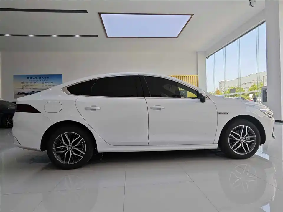 BYD Qin Yuan BYD Qin Yuan