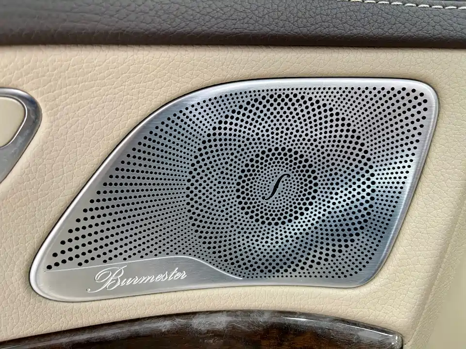 Mercedes-Benz S-class Mercedes-Benz S-class