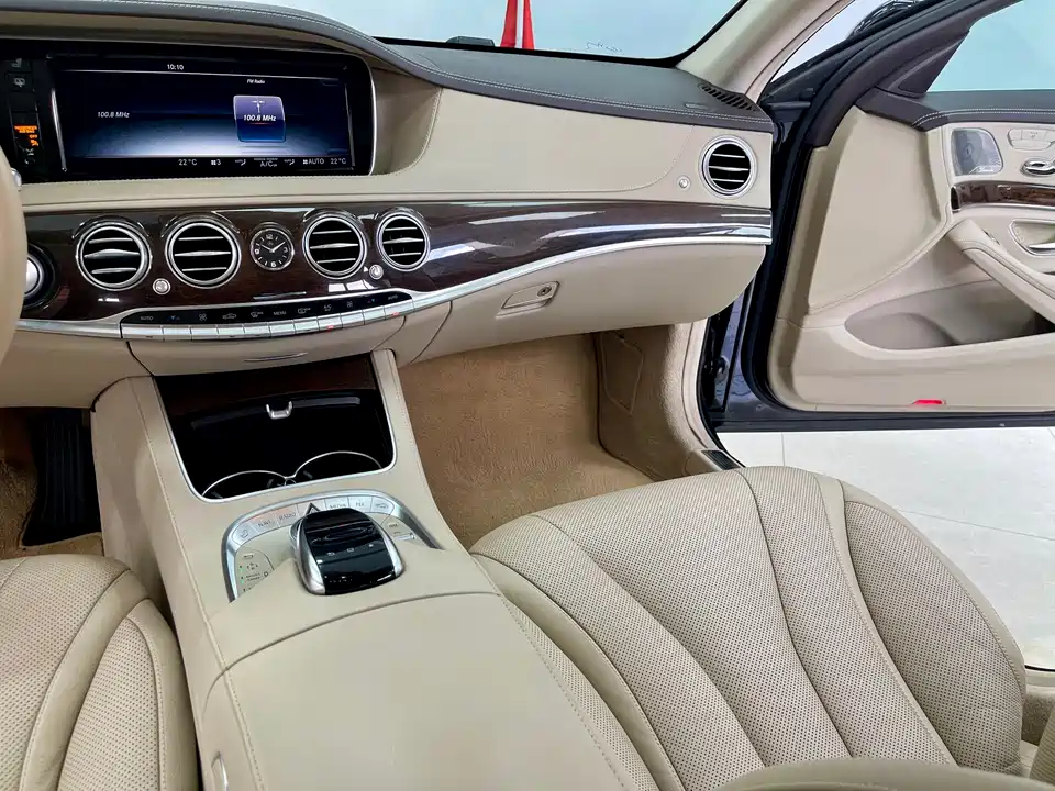 Mercedes-Benz S-class Mercedes-Benz S-class