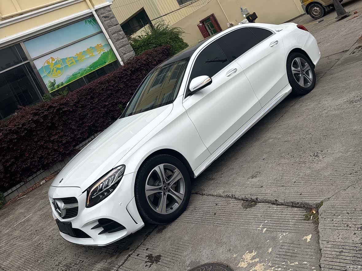 Mercedes-Benz C-Class, 2018 1