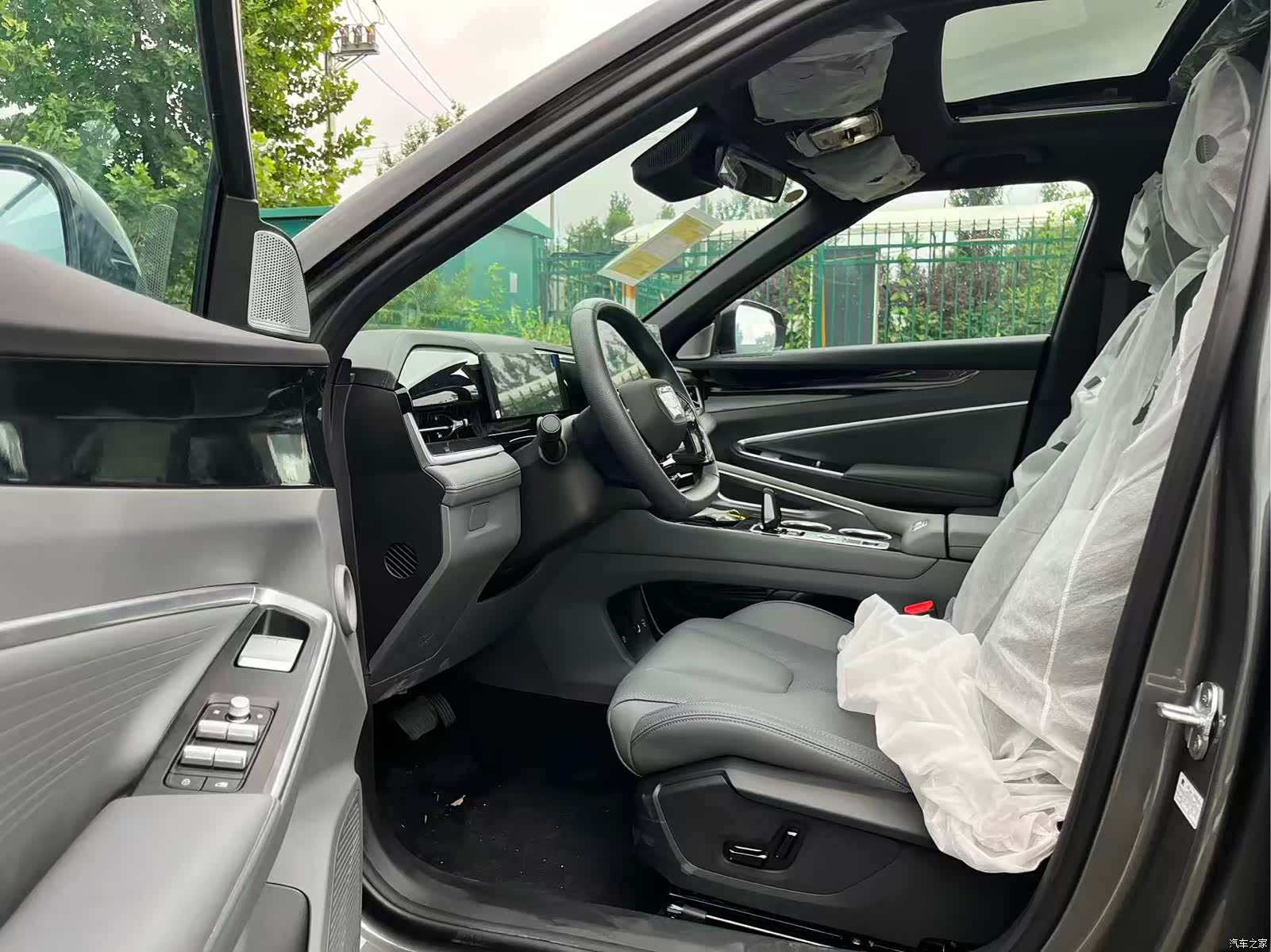 Geely Boyue, 2026 9