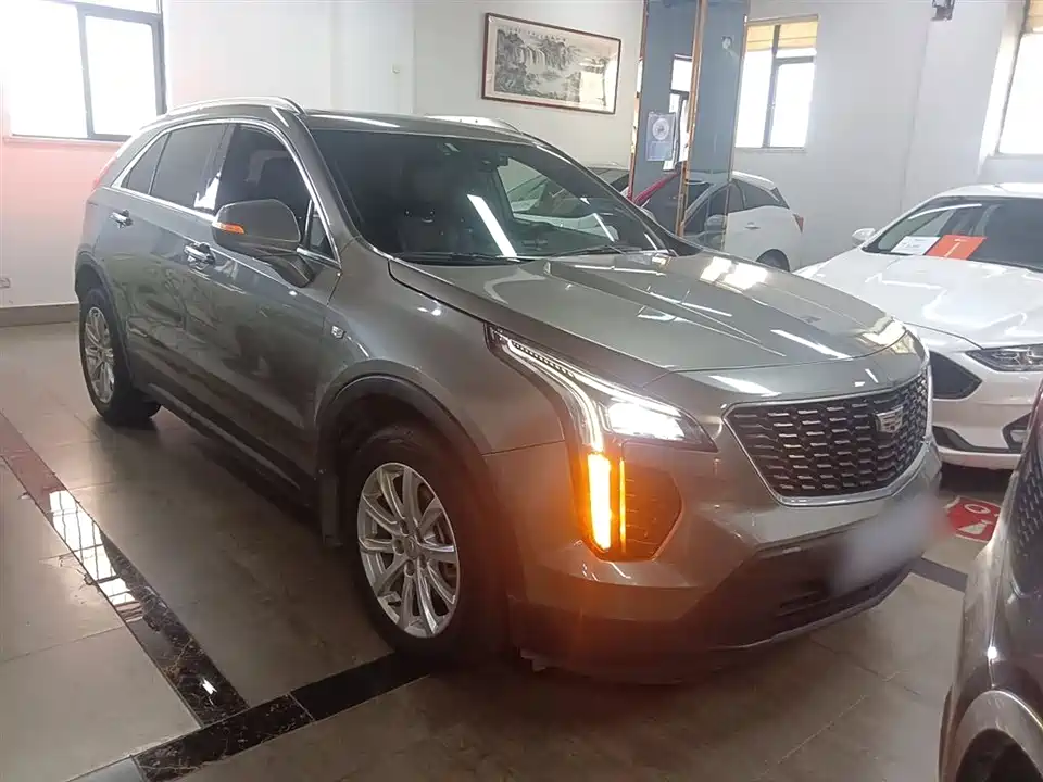 Cadillac XT4