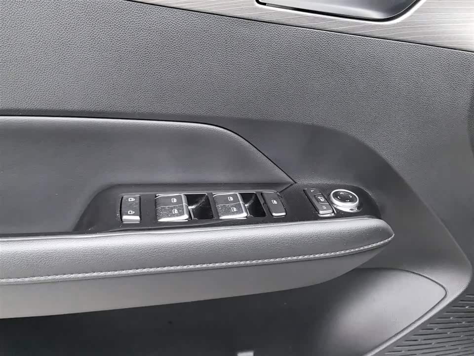 Wuling Wuling Starlight