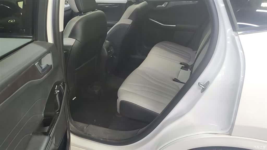 Ford Escape, 2020 9