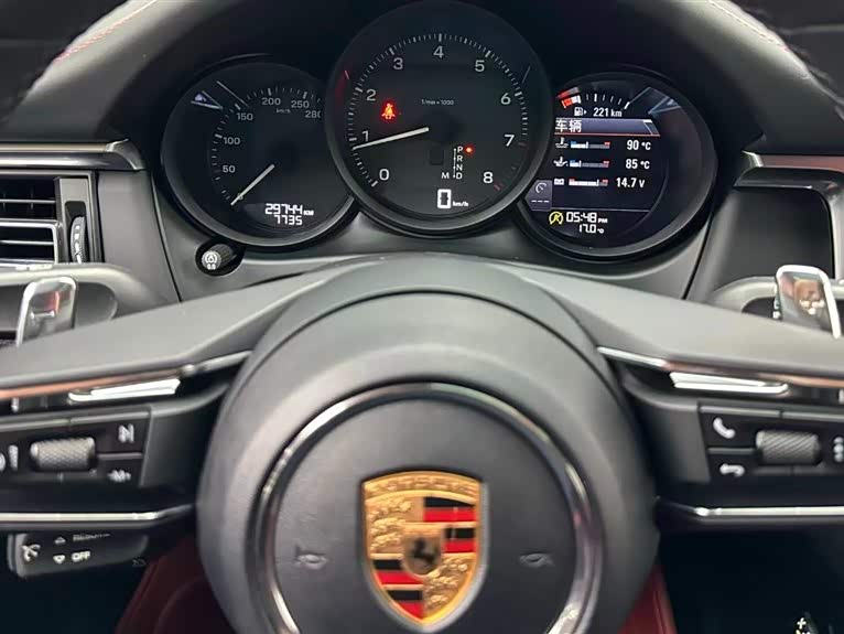 Porsche Macan