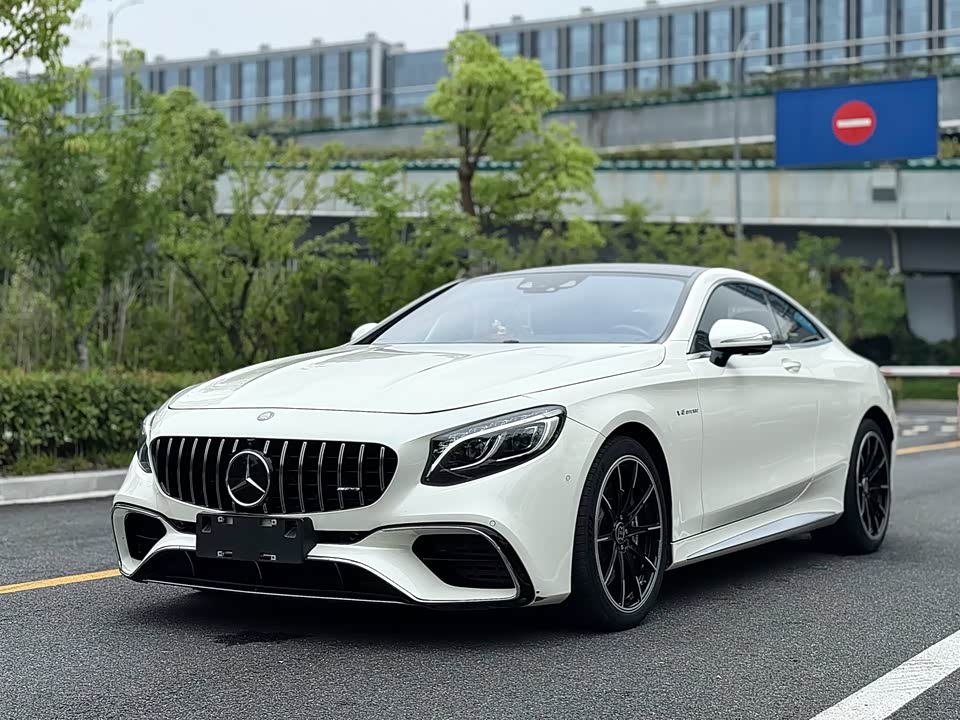 Mercedes-Benz S-class AMG