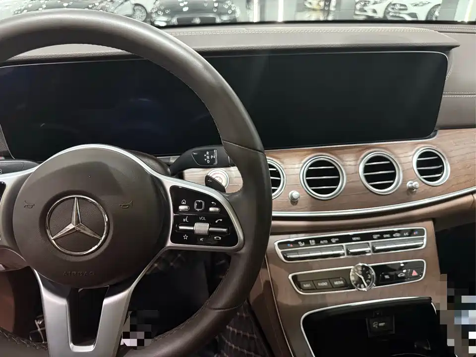 Mercedes-Benz E-class Mercedes-Benz E-class