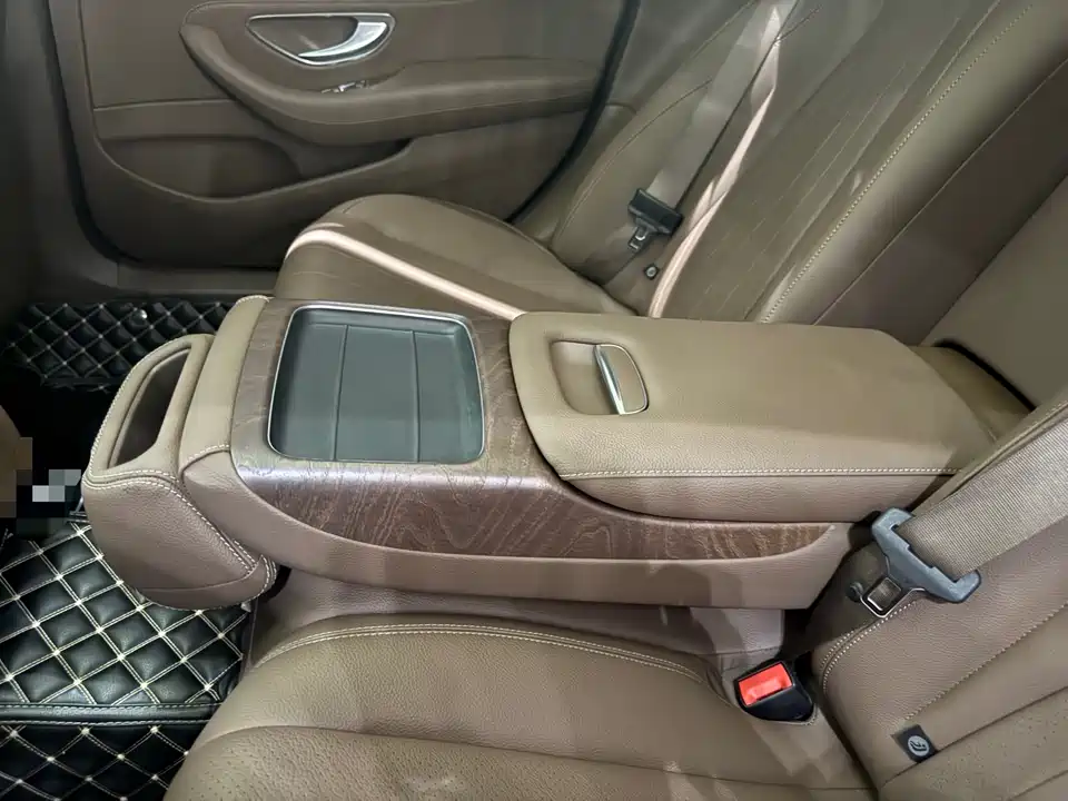 Mercedes-Benz E-class Mercedes-Benz E-class