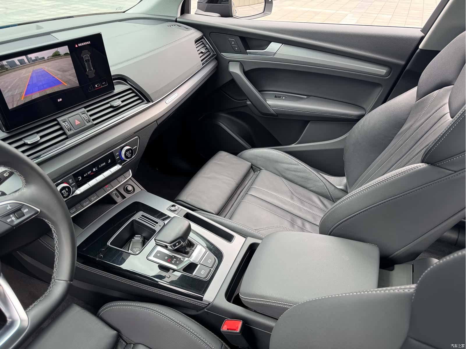 Audi Q5L, 2022 25