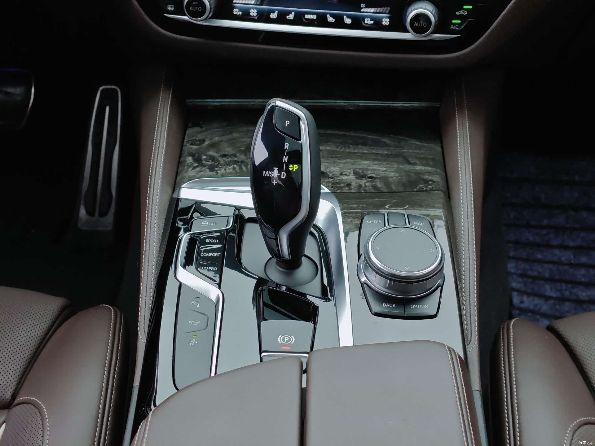 BMW 6 Series GT, 2018 16