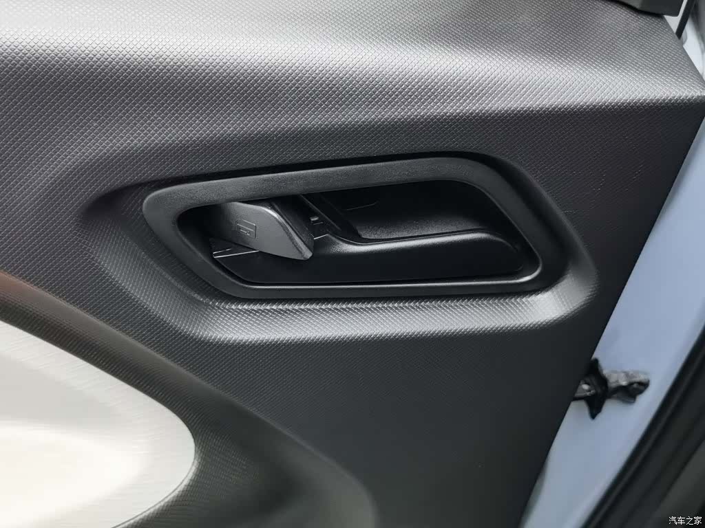 Wuling MINIEV, 2021 9