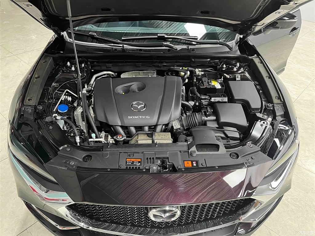 Mazda CX-4, 2023 19