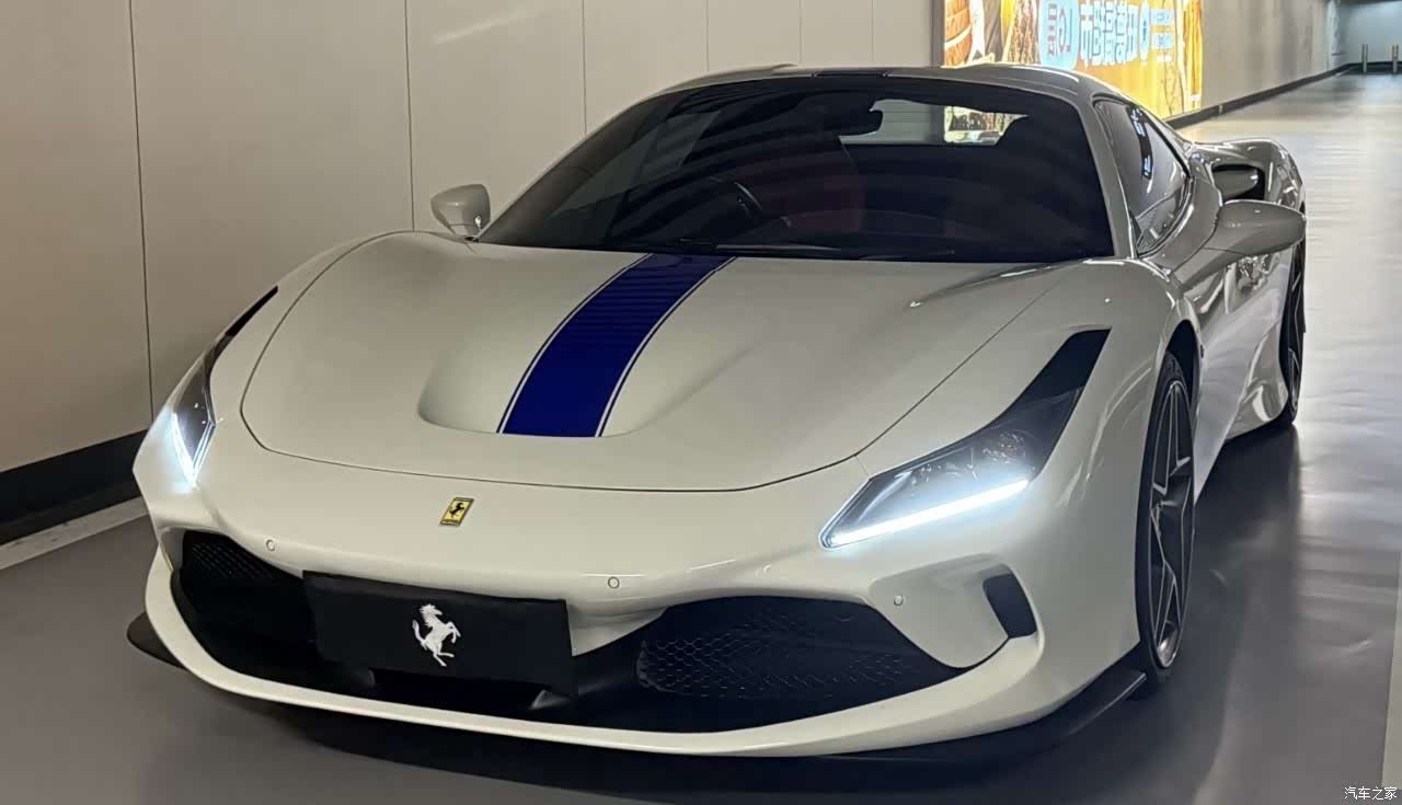 Ferrari F8