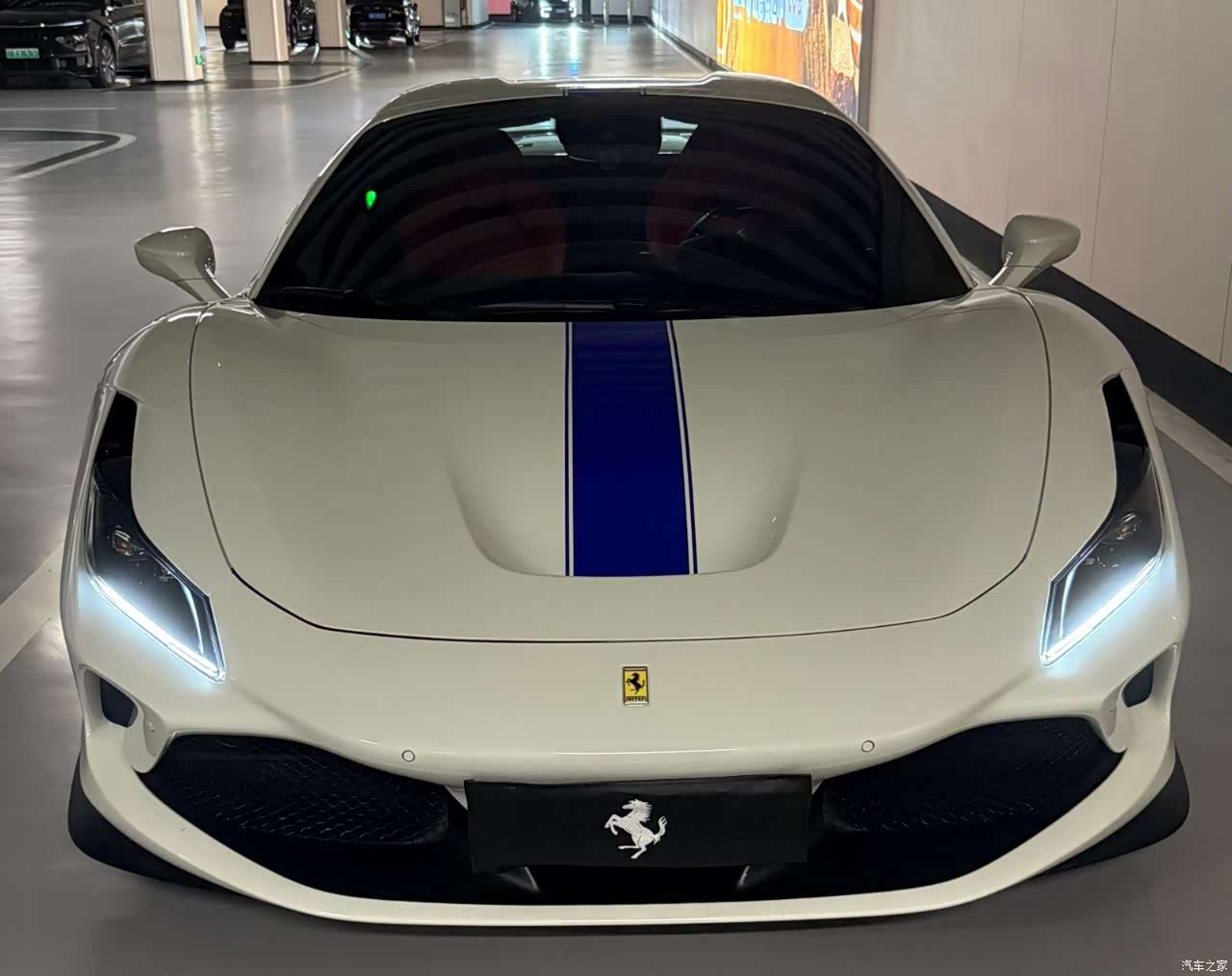 Ferrari F8, 2022 3