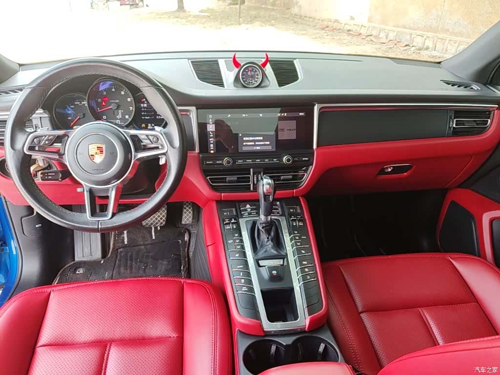 Porsche Macan, 2020 10