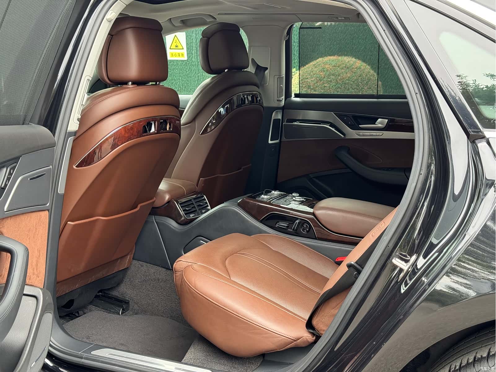 Audi A8L, 2015 все фото