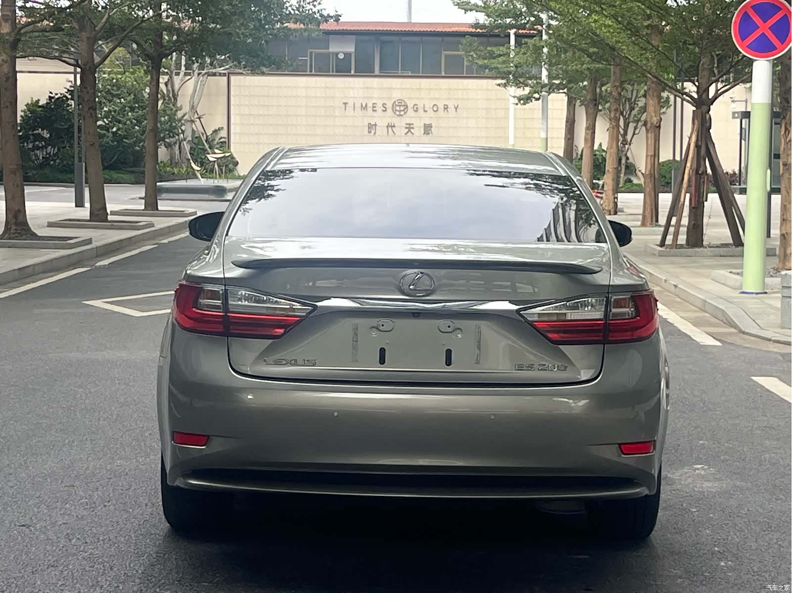 Lexus ES, 2018 6