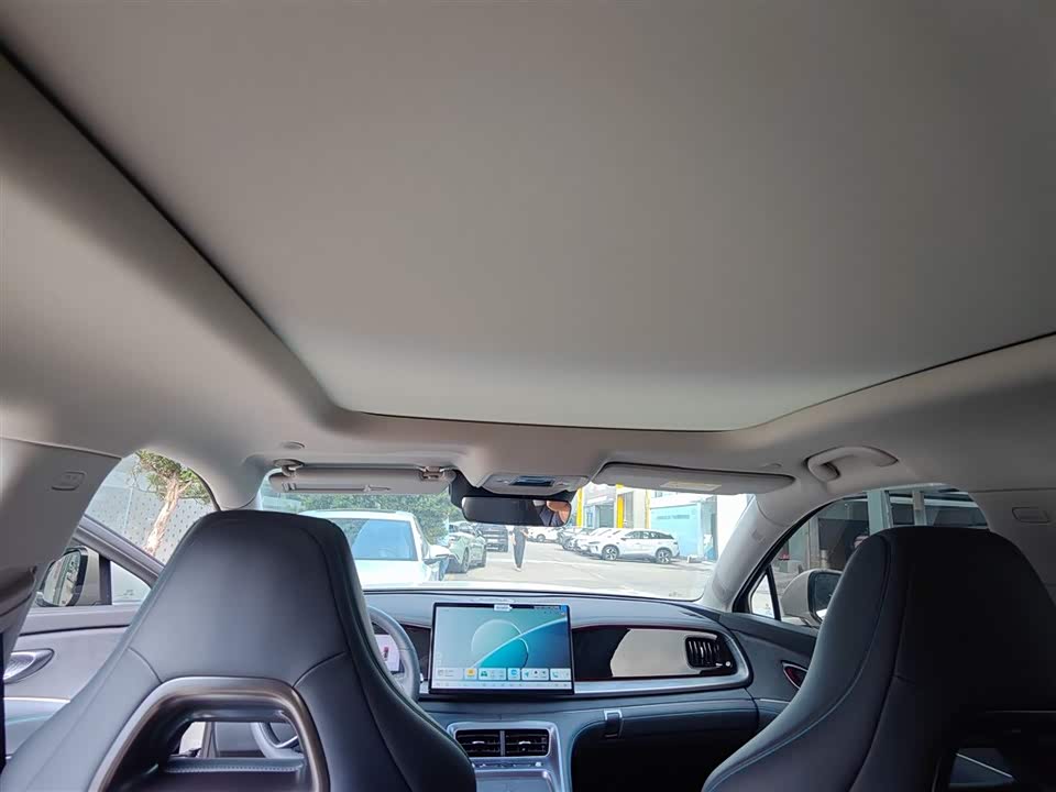 BYD Sea Lion 07 DM-i