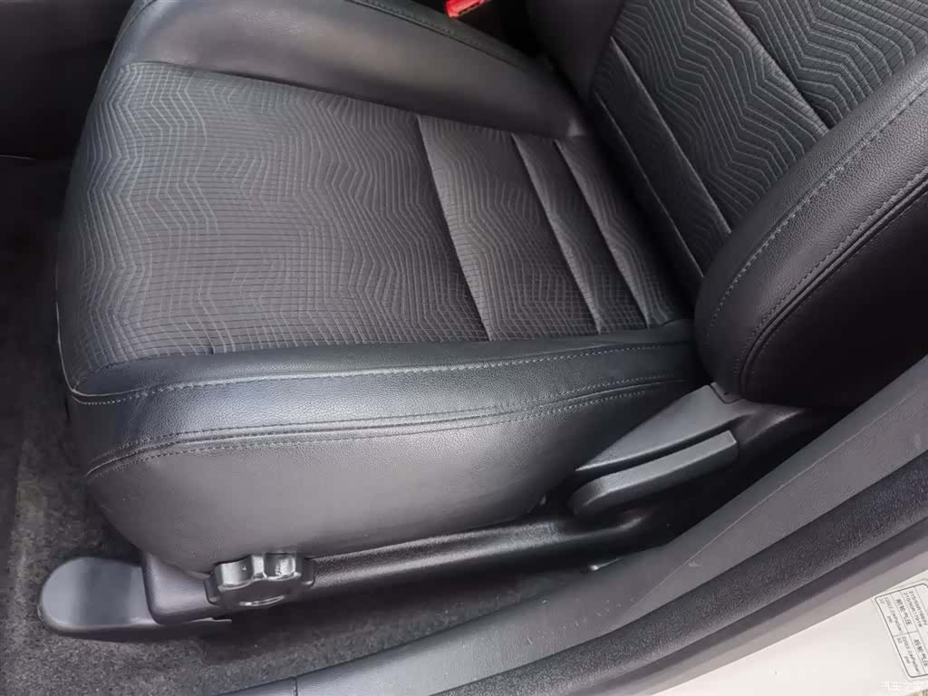 MG MG6, 2015 20