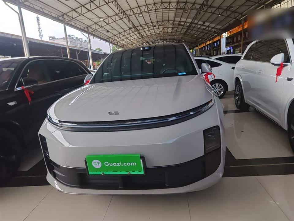 Li Auto Ideal L6