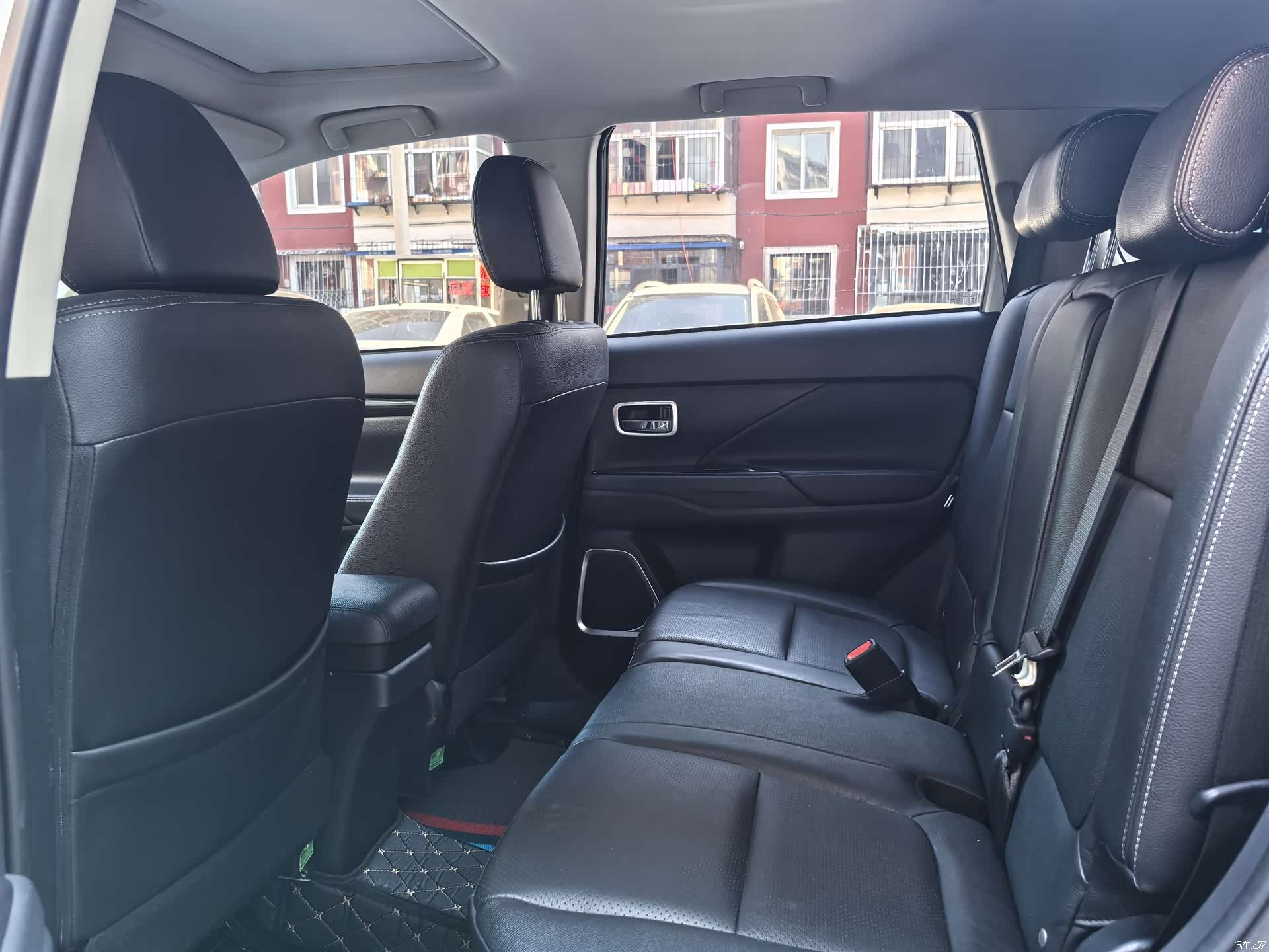 Mitsubishi Outlander, 2017 8