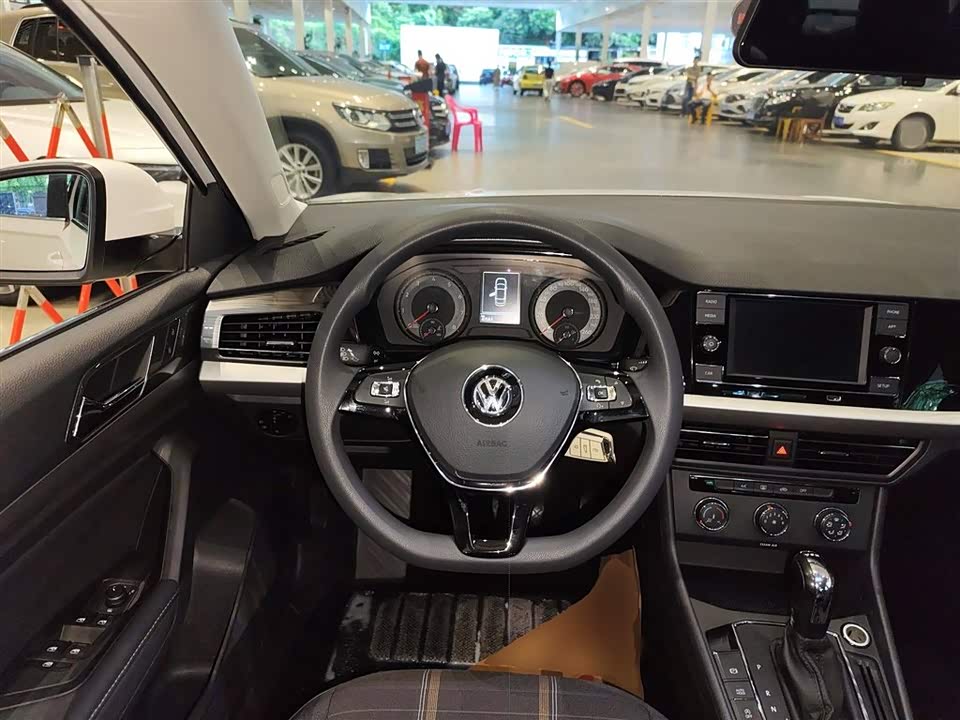 Volkswagen Lavida